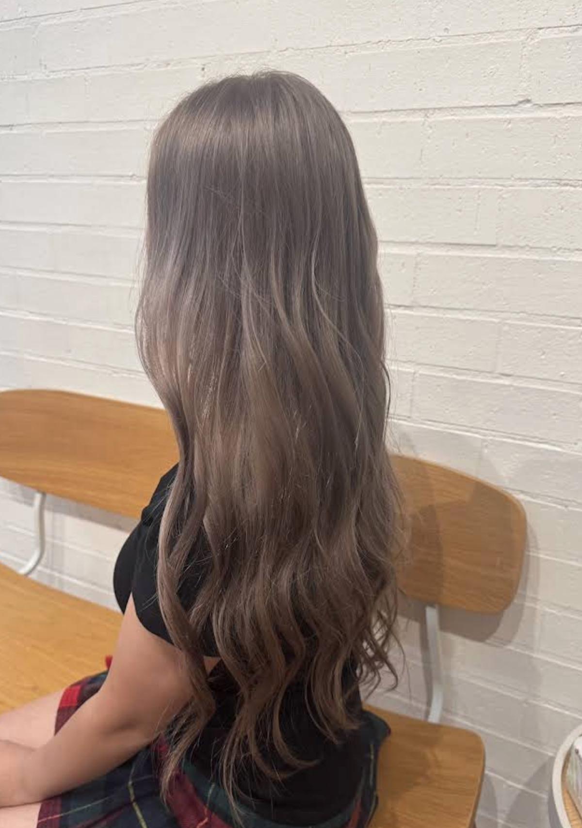 Soft movement hairstyle by HI SIX Hair Studio